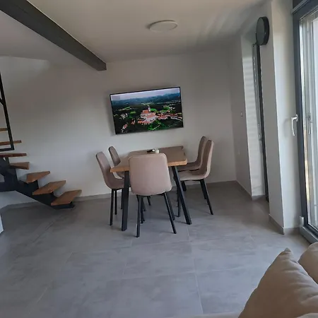 En Hribcek Apartmán *